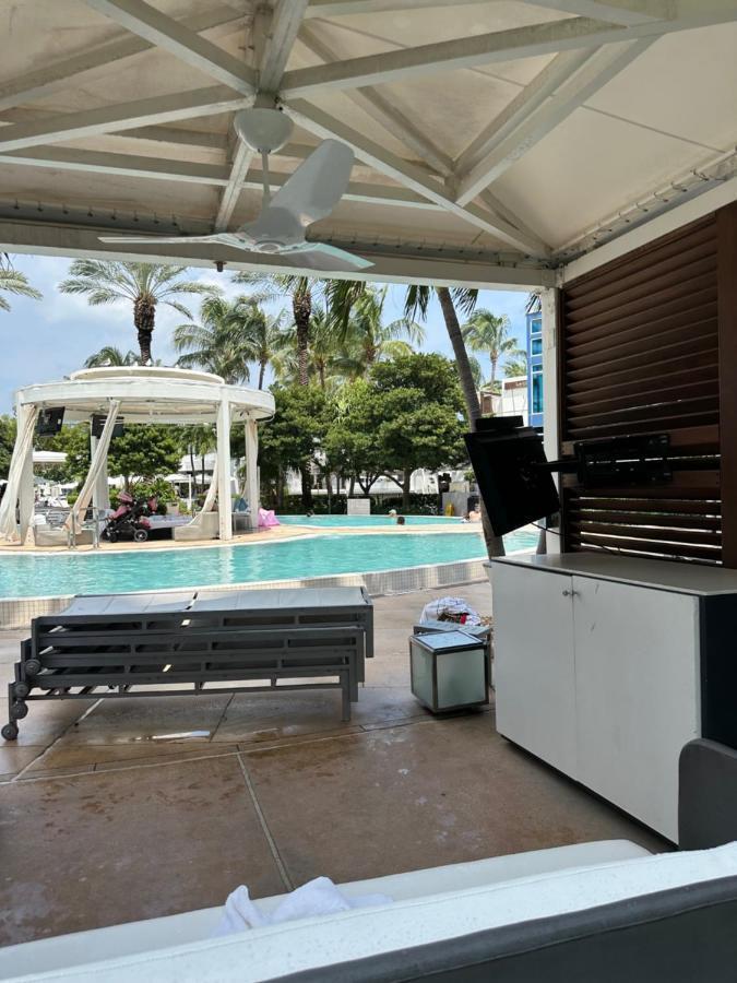 Fontainebleau Miami Beach,Tresor Экстерьер фото